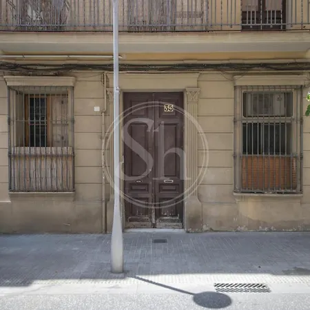 Familiar En Barcelona