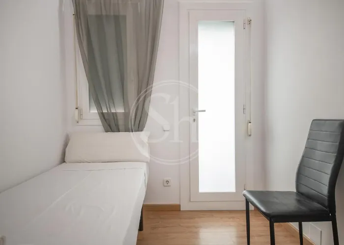 Familiar En Apartamento *